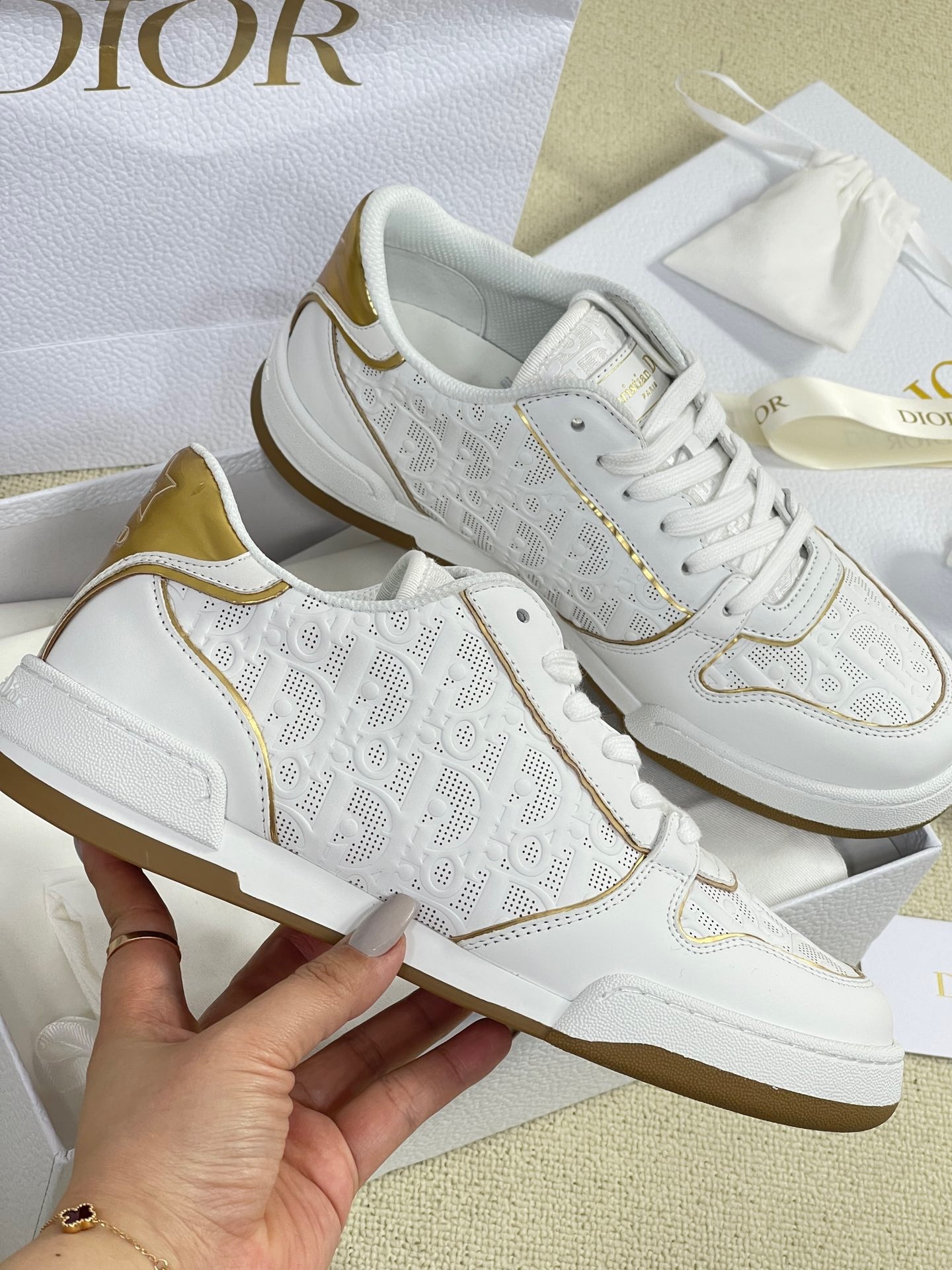 0378C758-4E38-4474-BF61-93758B95DA35