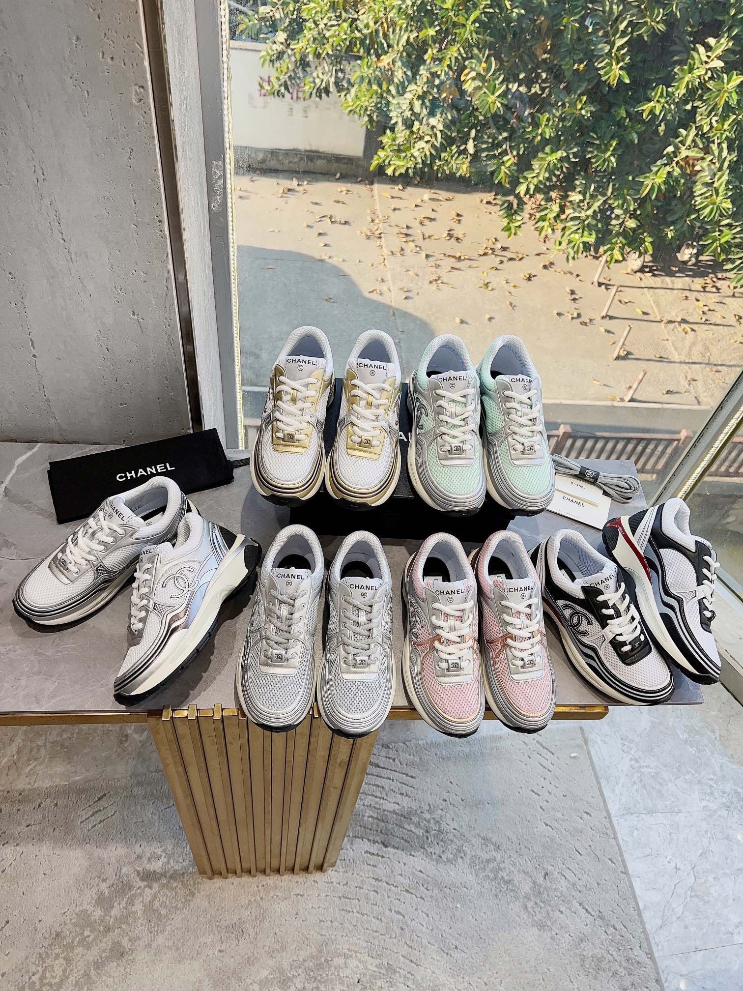 AA6860E0-8FFB-4062-81EB-87CD123C9E82