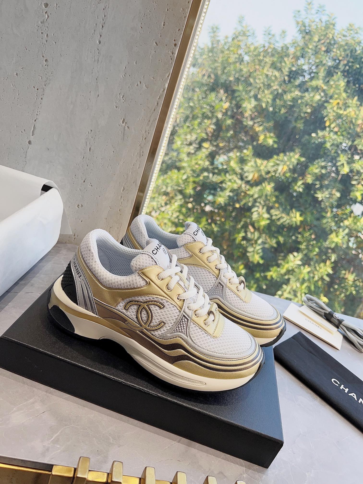 0815CB12-A541-4B8E-9A3C-9949D626B3C2