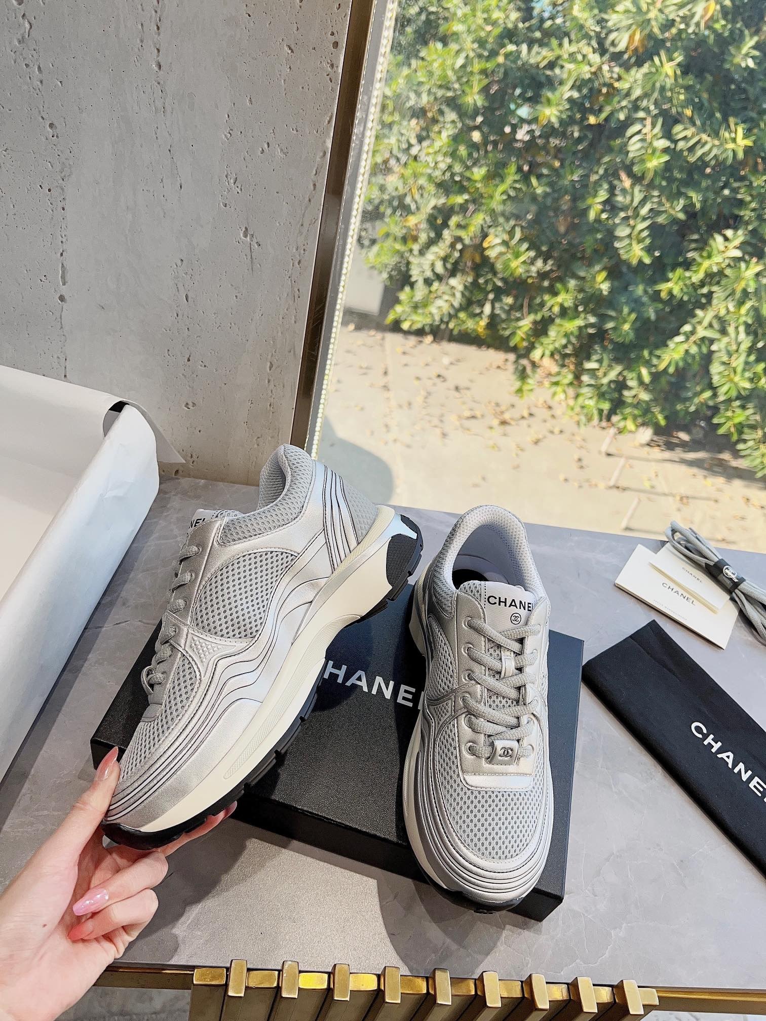 92212EAF-B530-401B-BE9C-2A7612C007FD