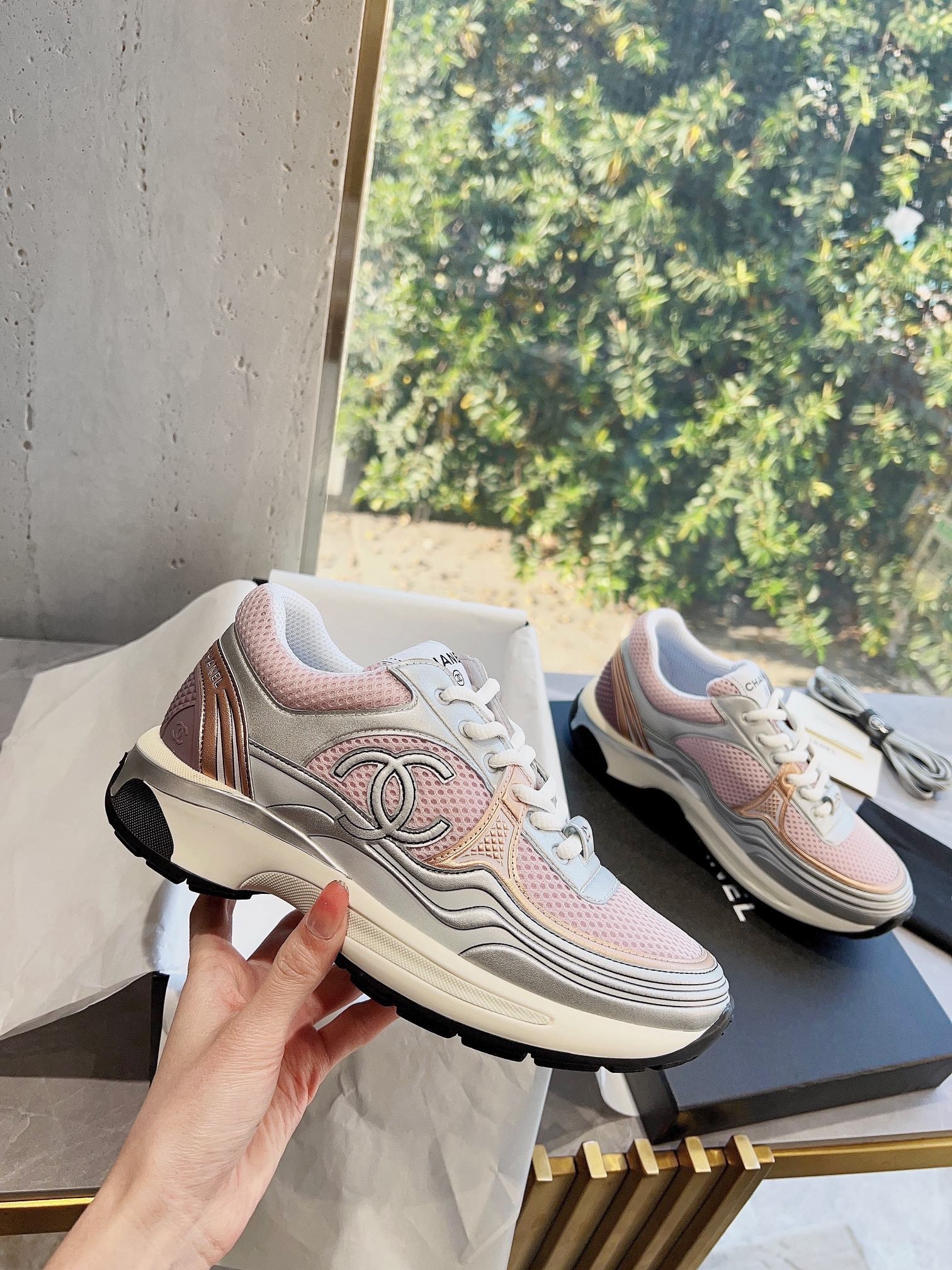 2447393F-9E40-4CC9-916D-8DC883AB078F