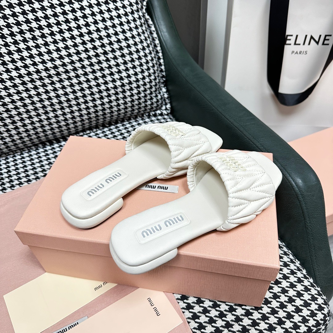 86C84AAB-7CE6-4379-8377-BE8BDCB92036