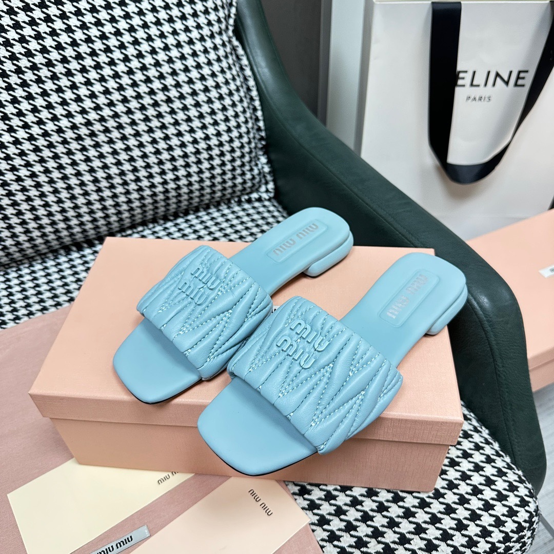 3FB494E2-9CAB-46ED-8E6C-14F0F13703C1