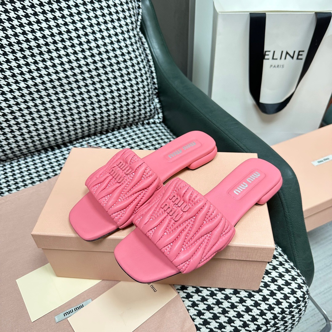 A152766C-D03F-43E1-B89A-FBC8CC7EA2F3