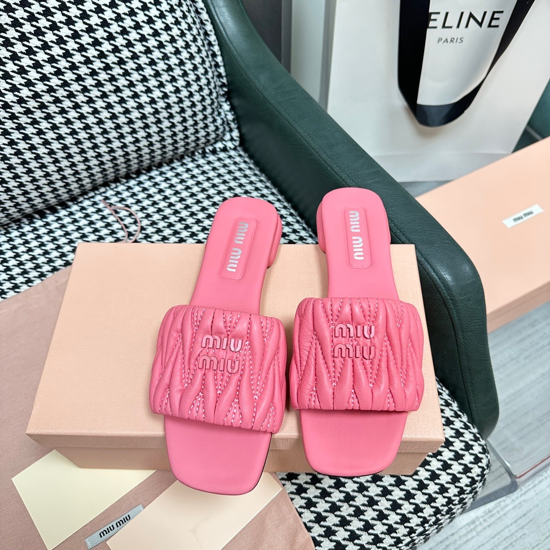 E31EFD89-B69B-4A5D-9B1F-54E92CBE5A01