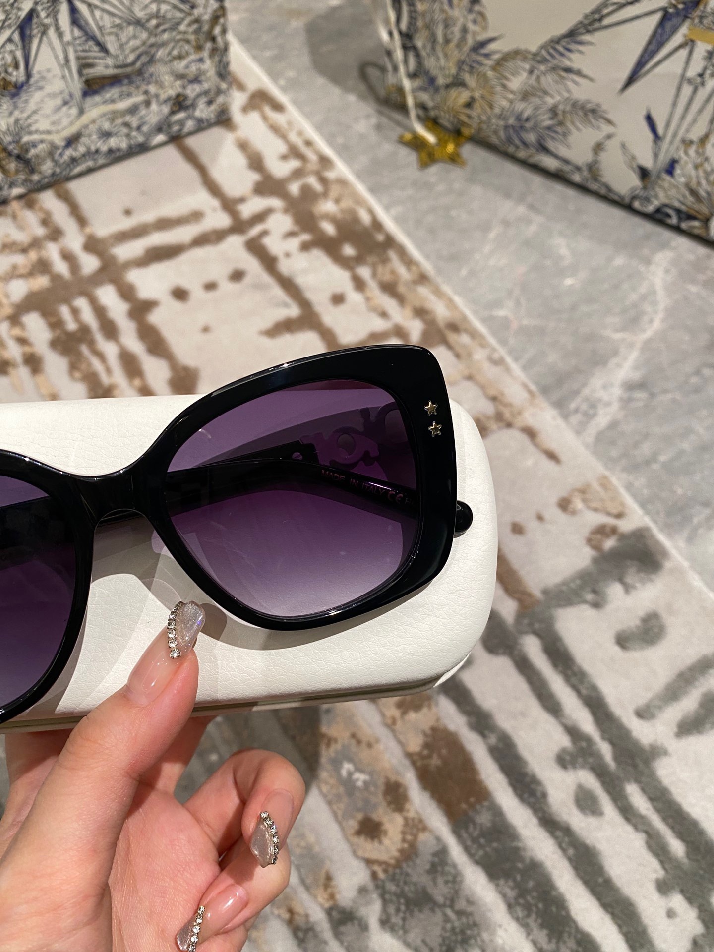 21D253F2-D58F-4E38-ACDD-B4F8BD70B125