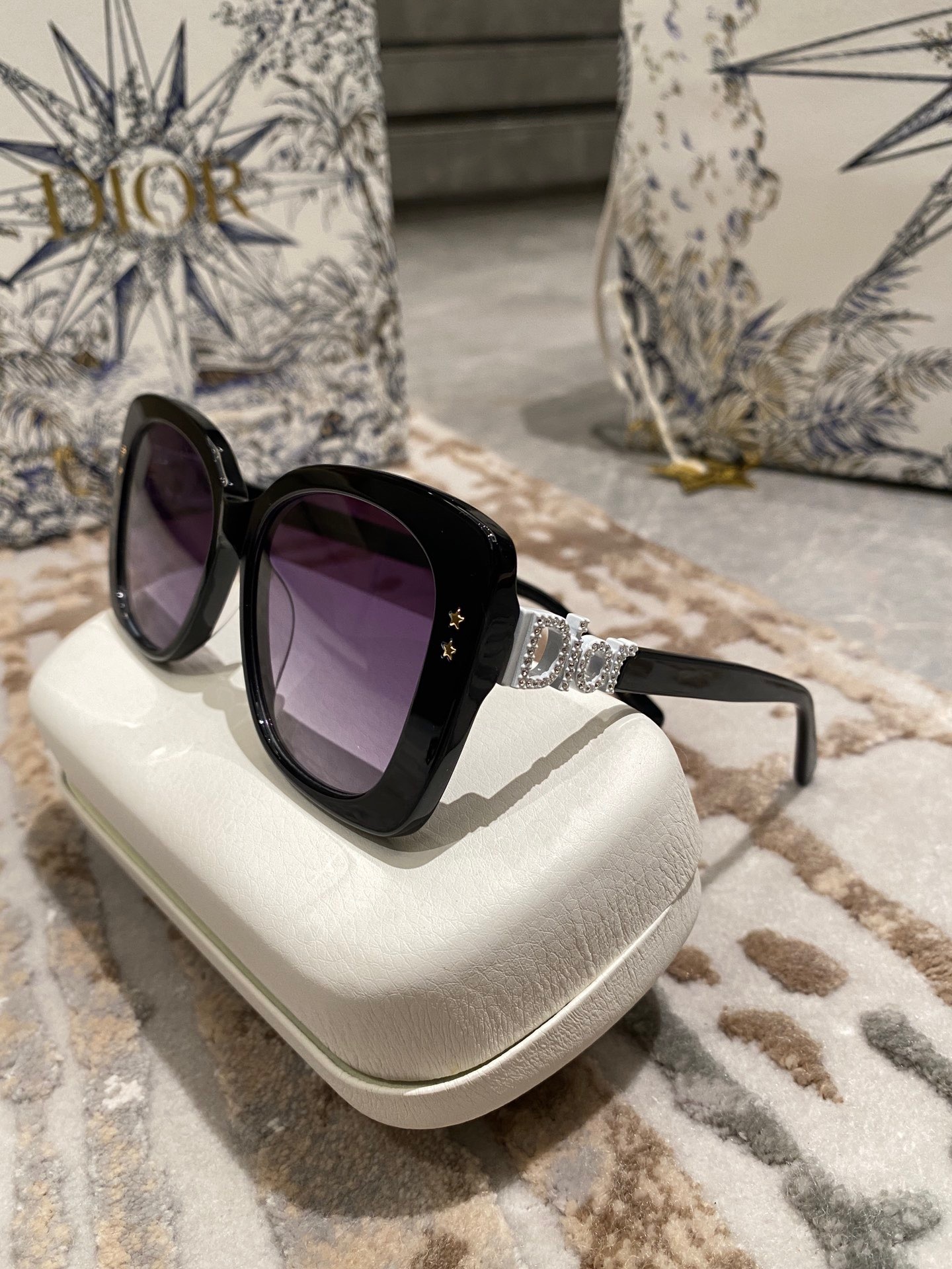 E0A2376F-48CA-4CD4-9359-D7709D589F22