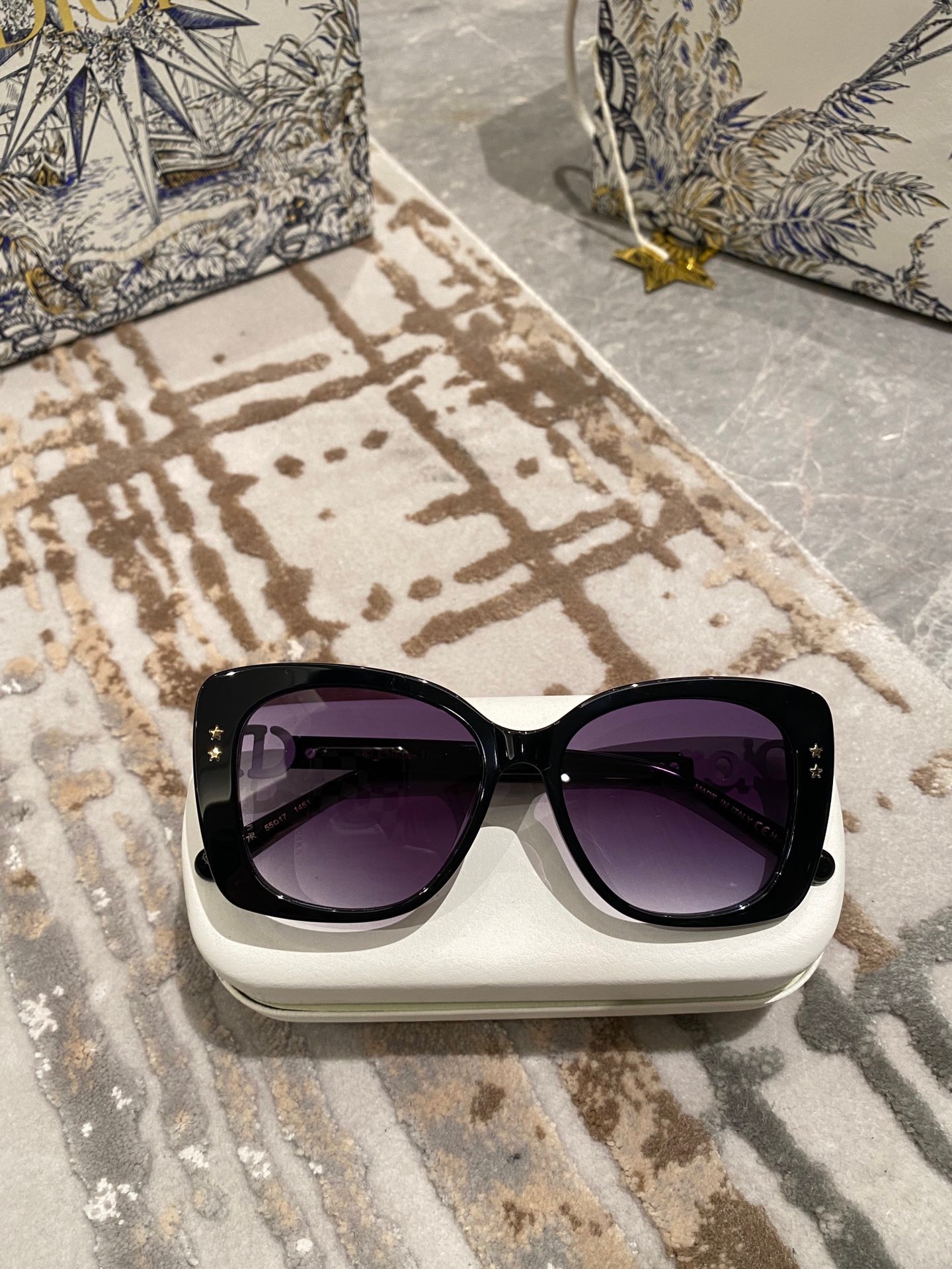 02D91F64-4EC3-4422-B711-46943D284DF1