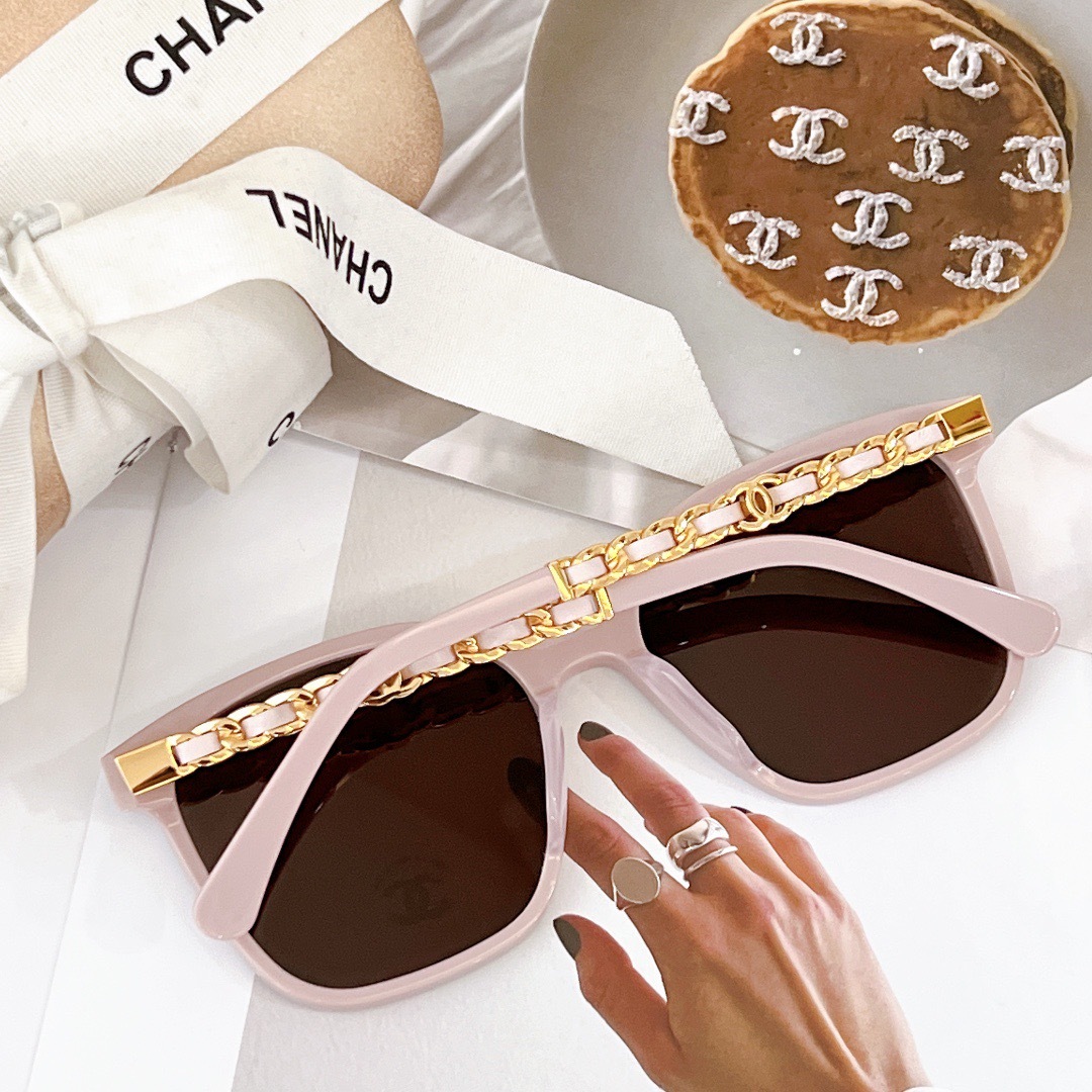 0323E892-6E7B-4D39-8E48-88A243D4E7C1