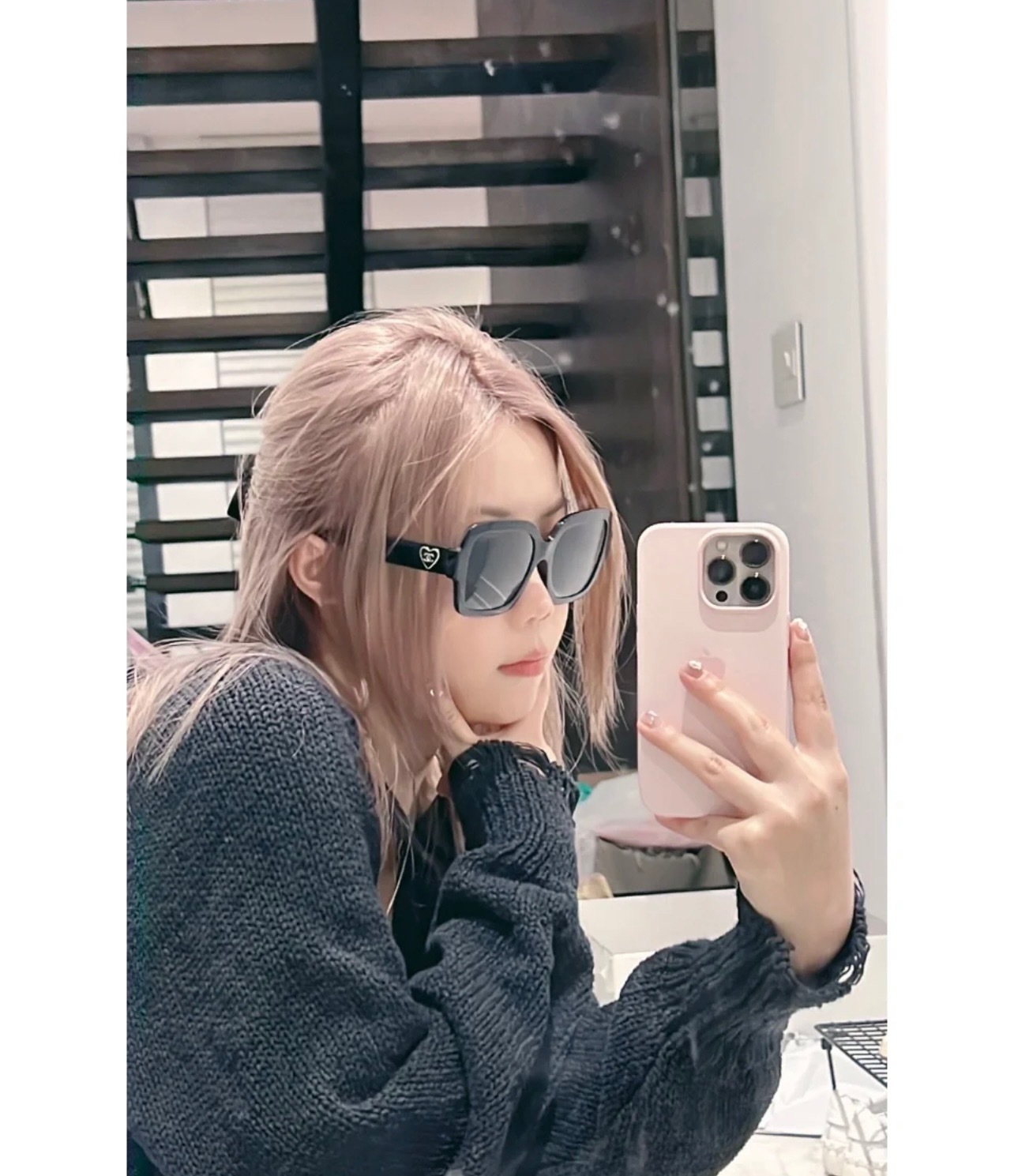 1250F469-EEE0-4E07-8531-657E73E97632