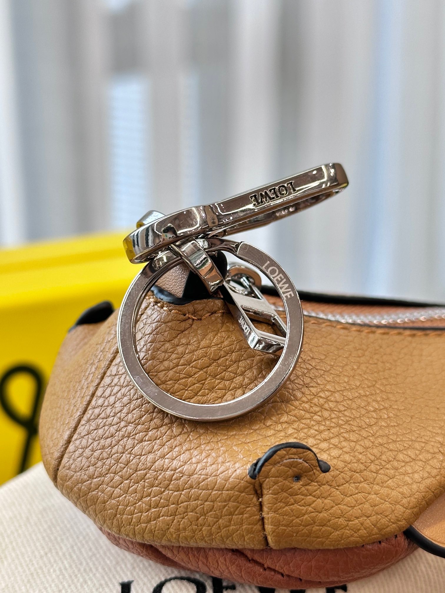 A6E63868-4EB7-4F46-8A83-54CDEE23A1E6