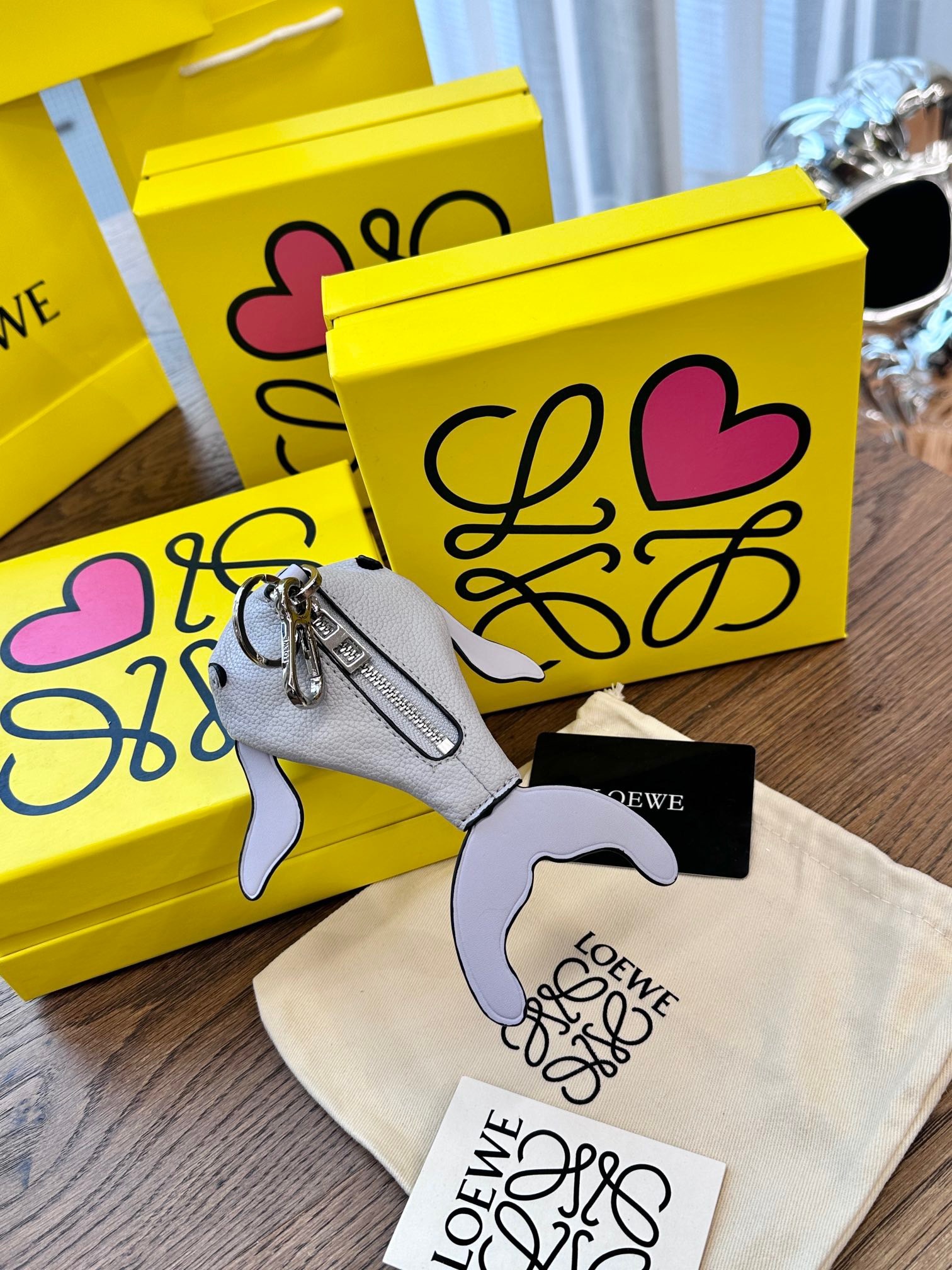 4690F90E-205E-4AA7-9C96-9E535C8AD101