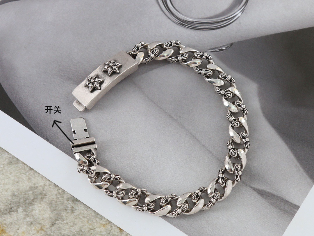 7B33D512-42EB-4FA3-931B-D9FCA68CB2C8