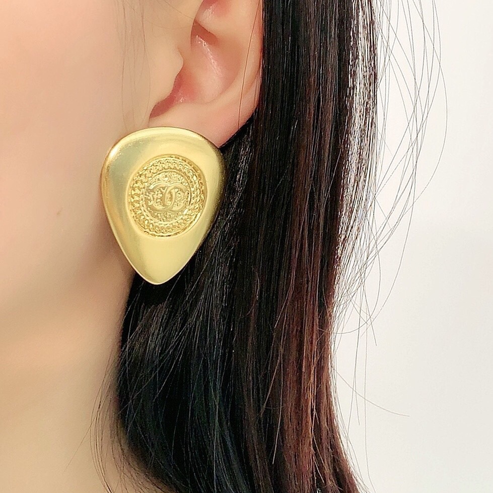 76CE4830-6E41-4A13-95F1-9A7E93906D1A