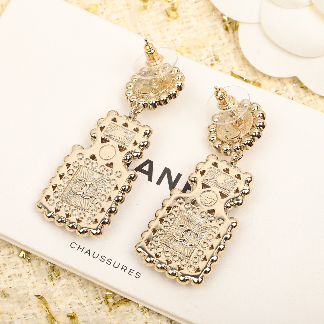 B05F81C5-6791-425A-BCED-8D1EE679F86C