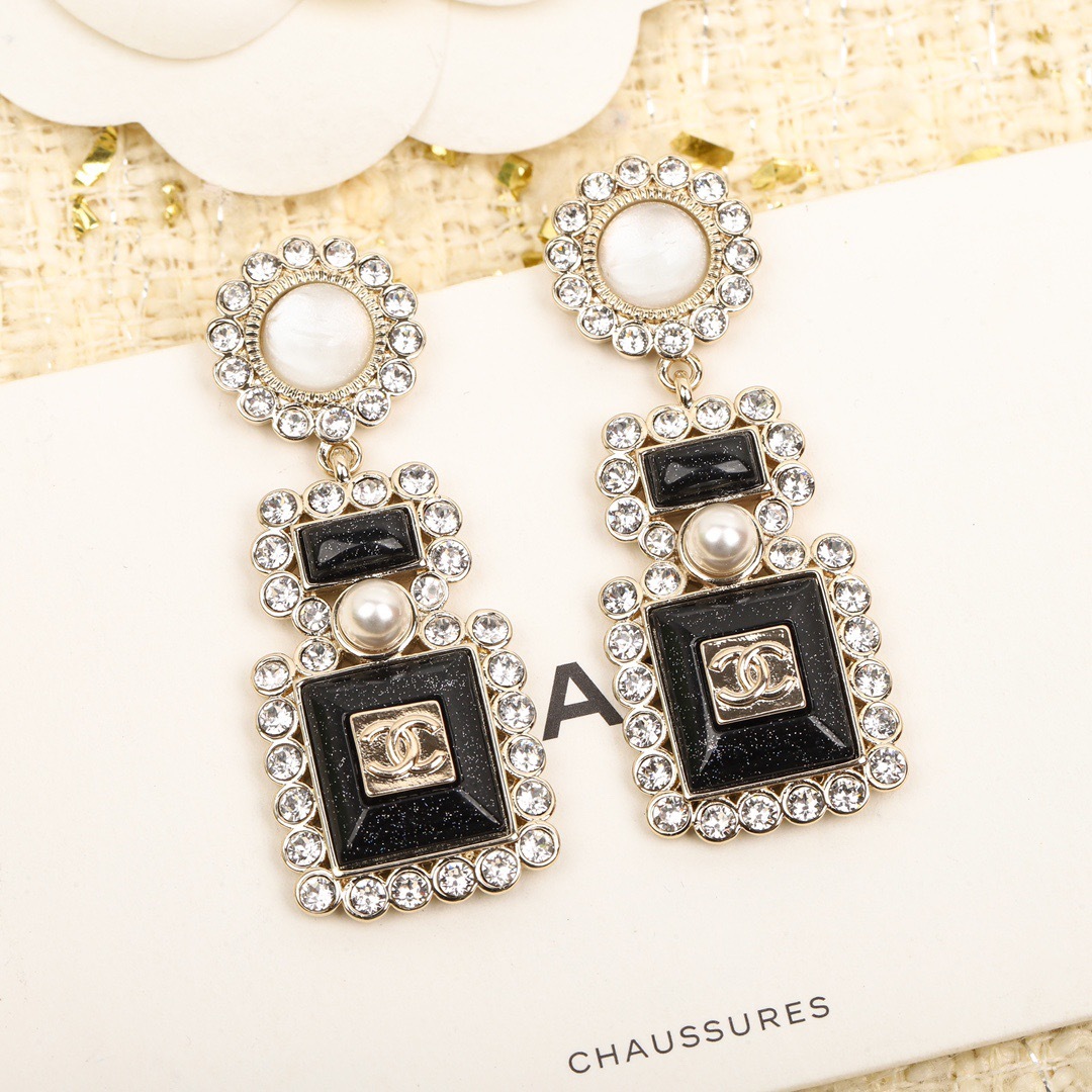 6283F332-9AB6-40E5-9B51-014A9C56B799