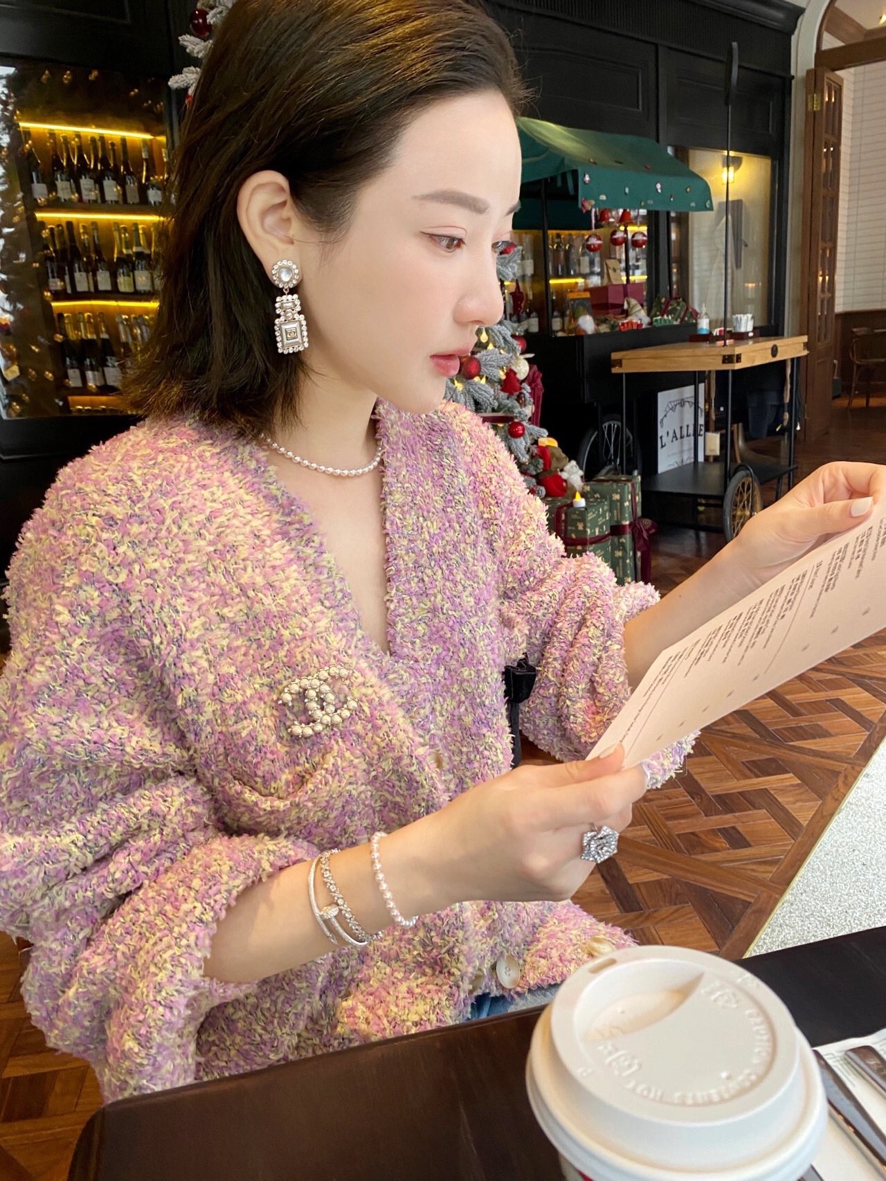 F4759959-D8A5-4361-B55C-421517D50BB3