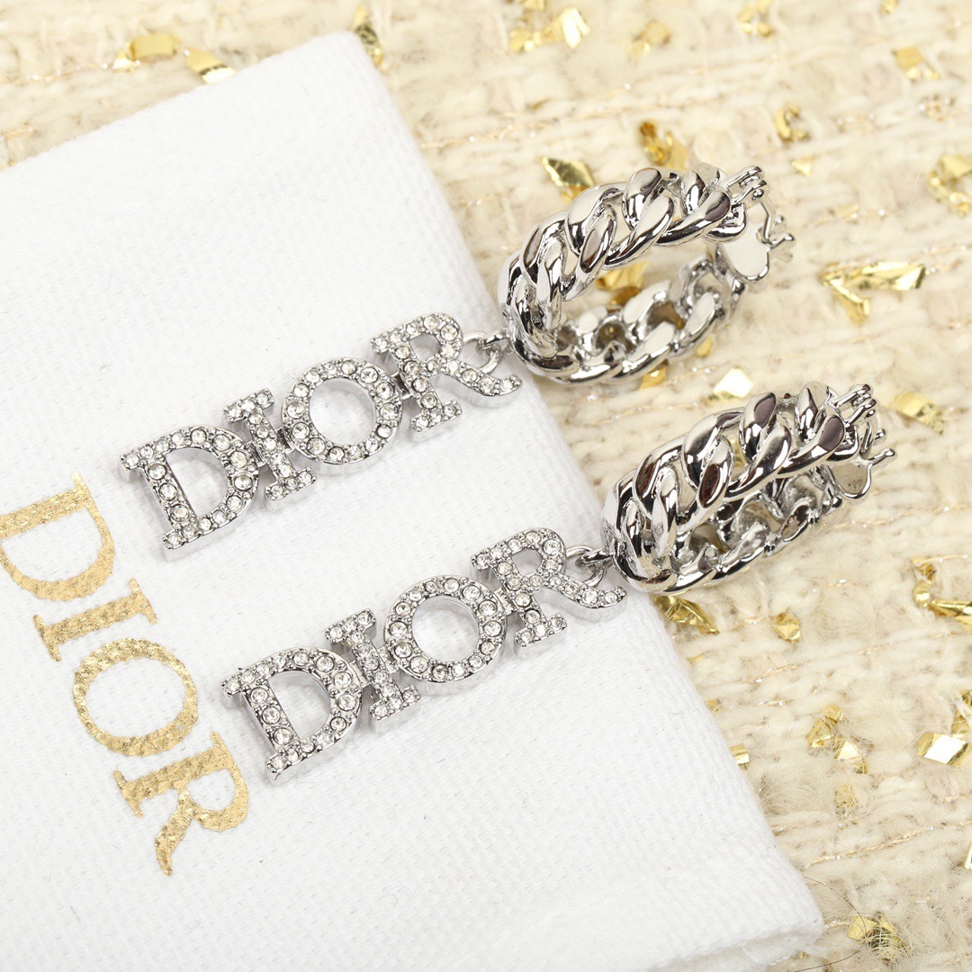 ABEBE143-2D57-43BB-8FA6-8413E6D77CF4