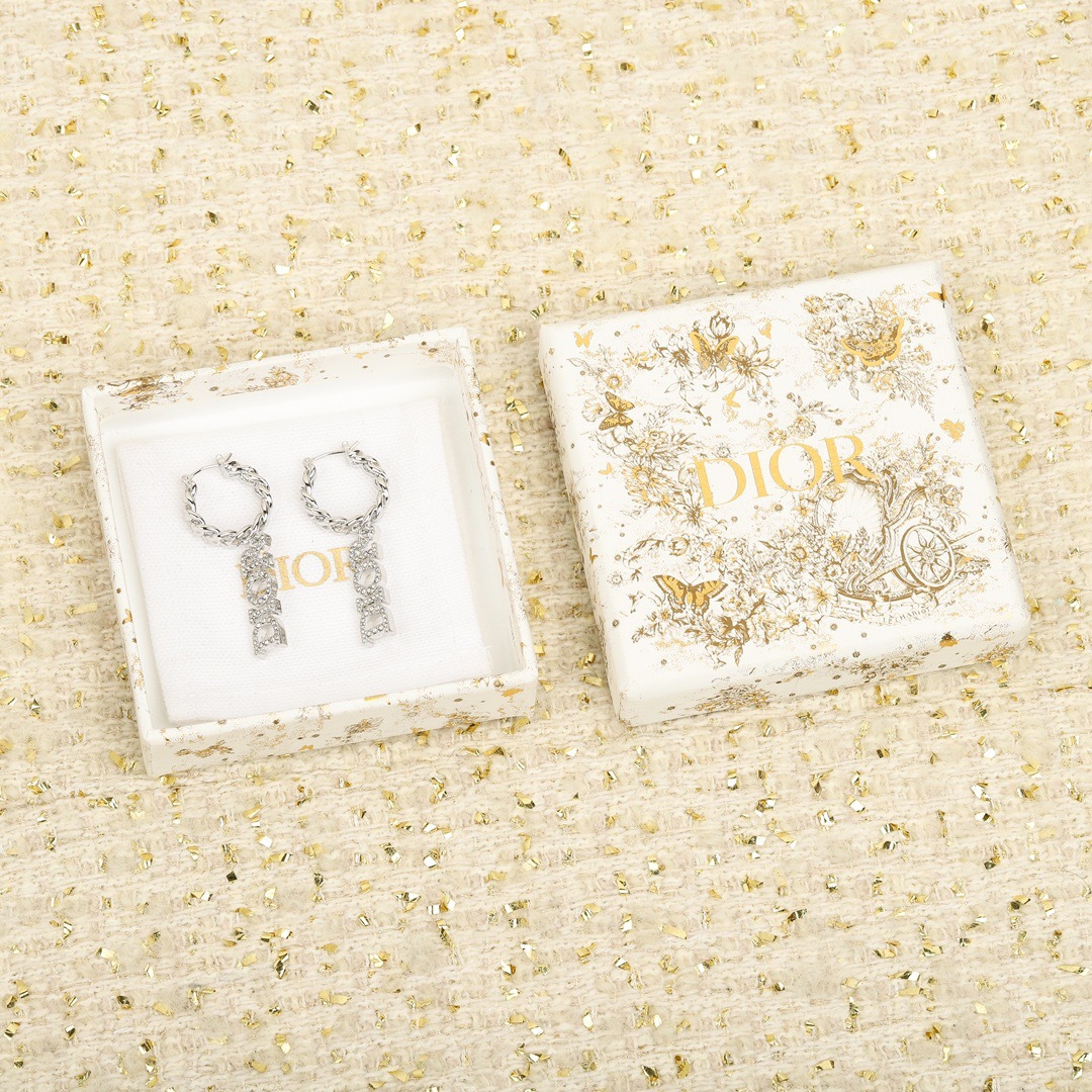 C8776853-5A60-4C1C-B944-2B9B6FE81786