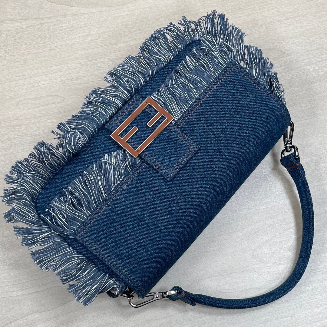 5103AA61-A8F3-4104-8D67-9FA6EF2A586A