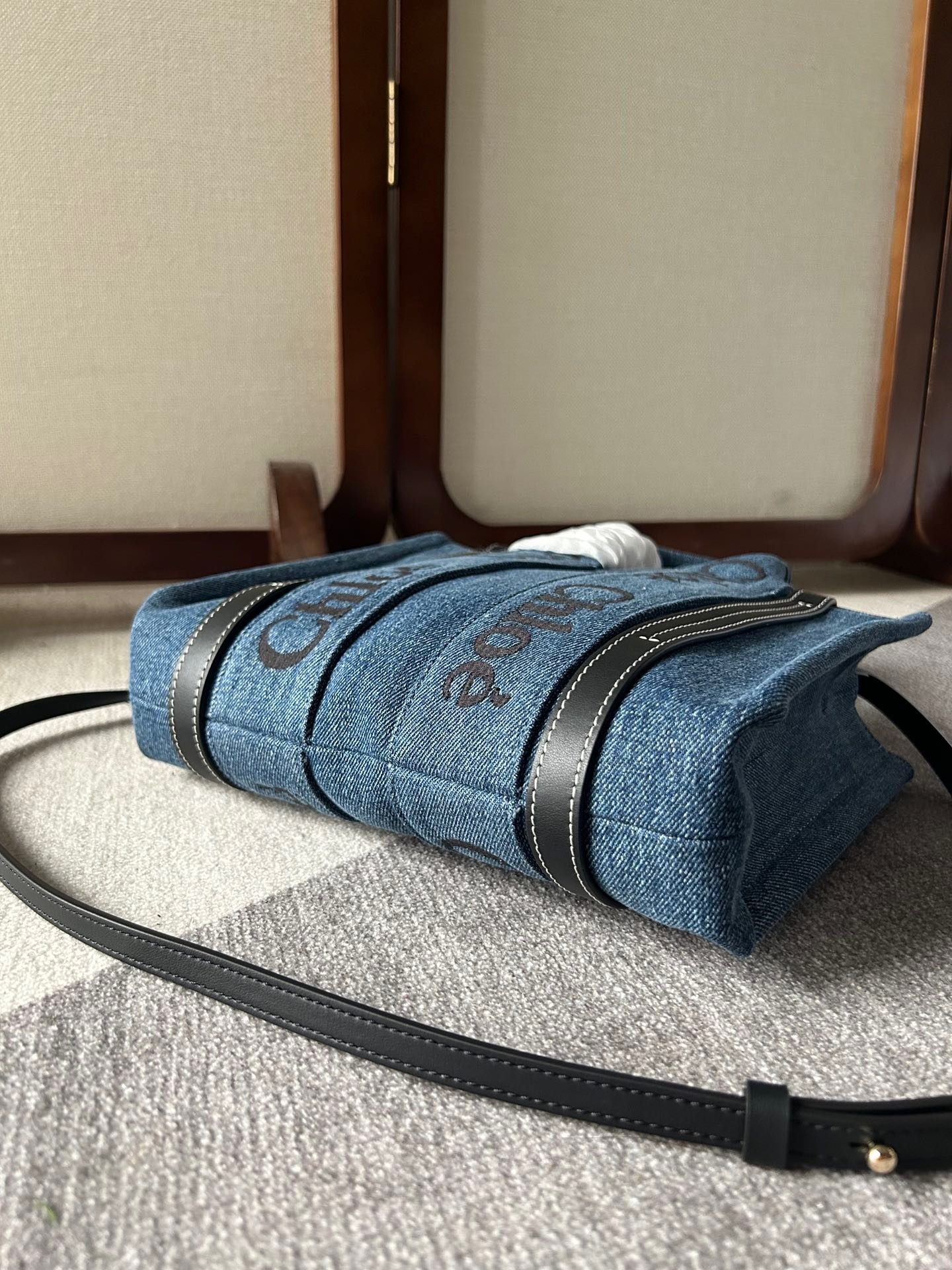 29B8B55A-84CF-436F-BAB9-C3C2B6418A0E