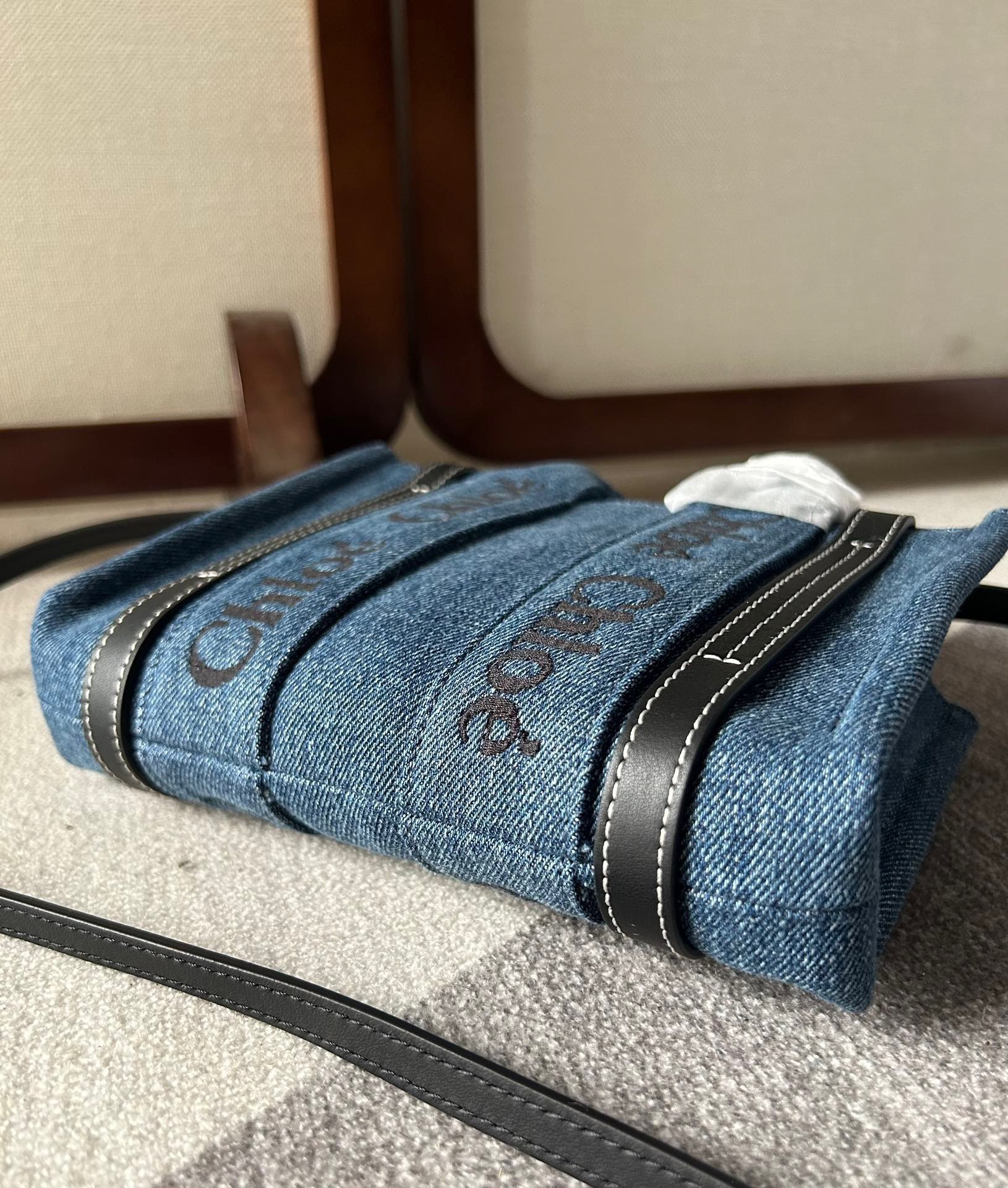 17BC37CA-72C6-427C-AD54-EAECB8C25AFA