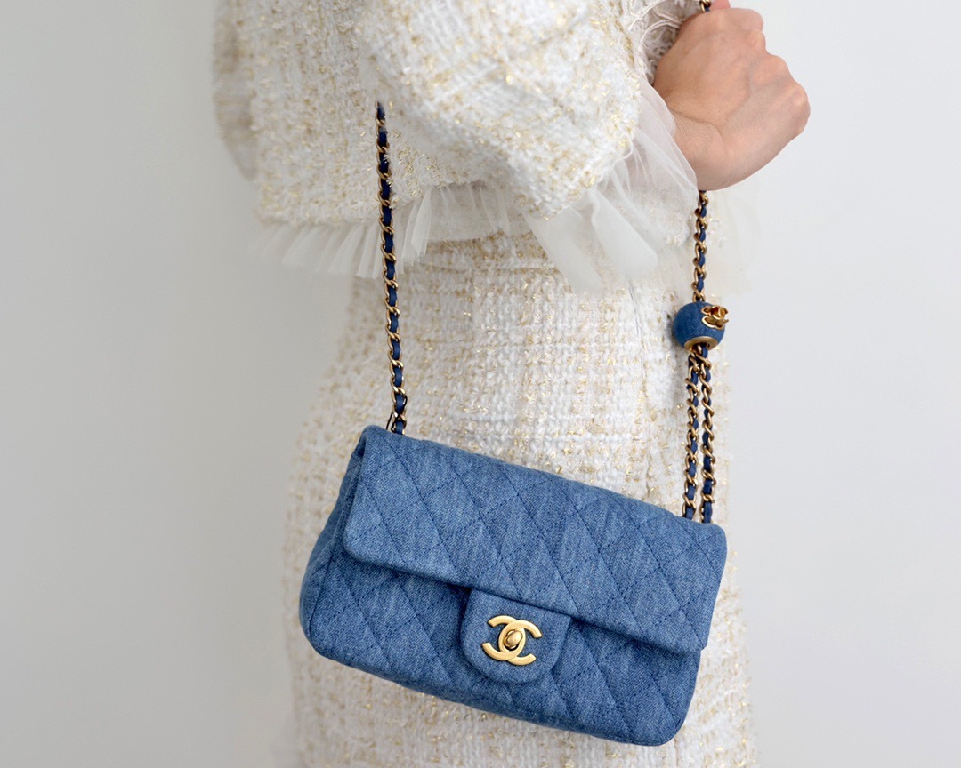 62F9AB40-6EE1-451A-834B-E44FB7500A60