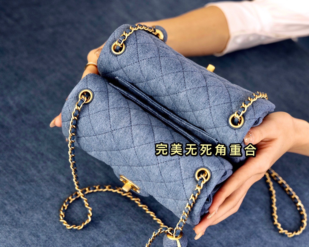 2395DF8E-4A45-4C4E-B861-246E0D14FDBC