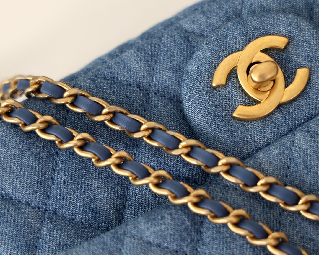 5FB14290-0F6C-4879-AAA3-324E2473D671