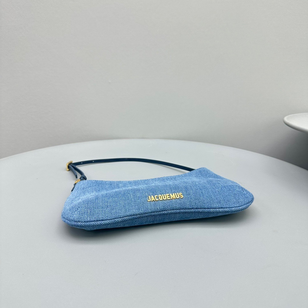 B8B7132E-7EDD-4A8C-B1C5-50EB6B31CC55