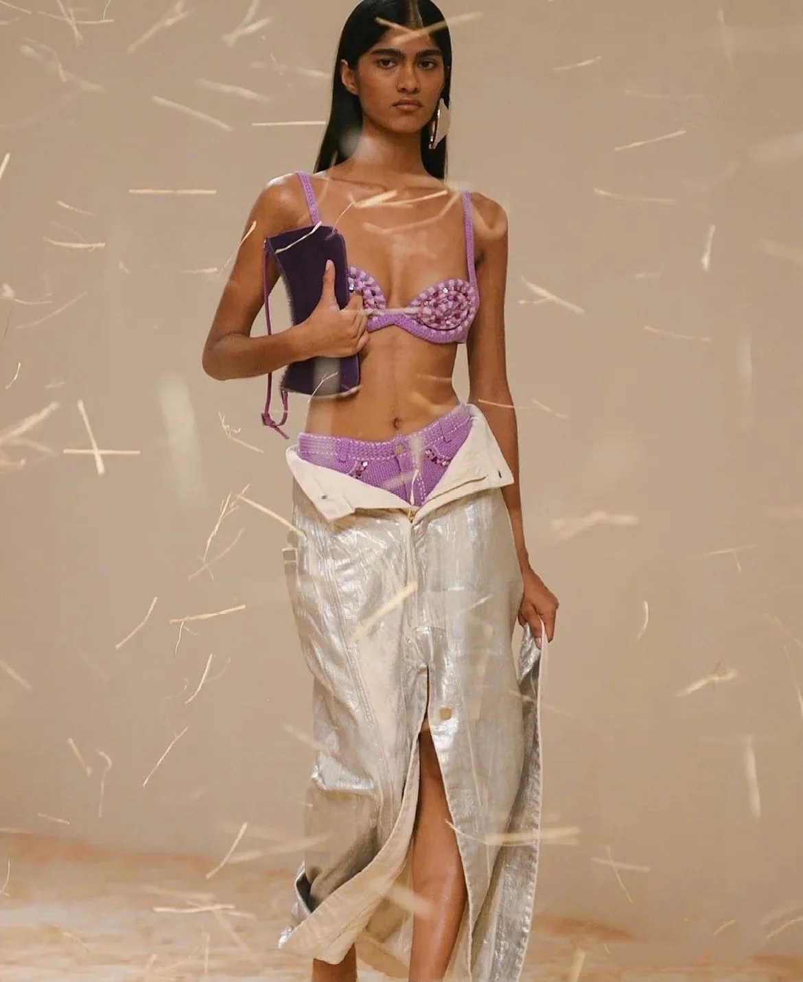 B08AA943-0AF5-4EC1-A9F8-E621310F9B72