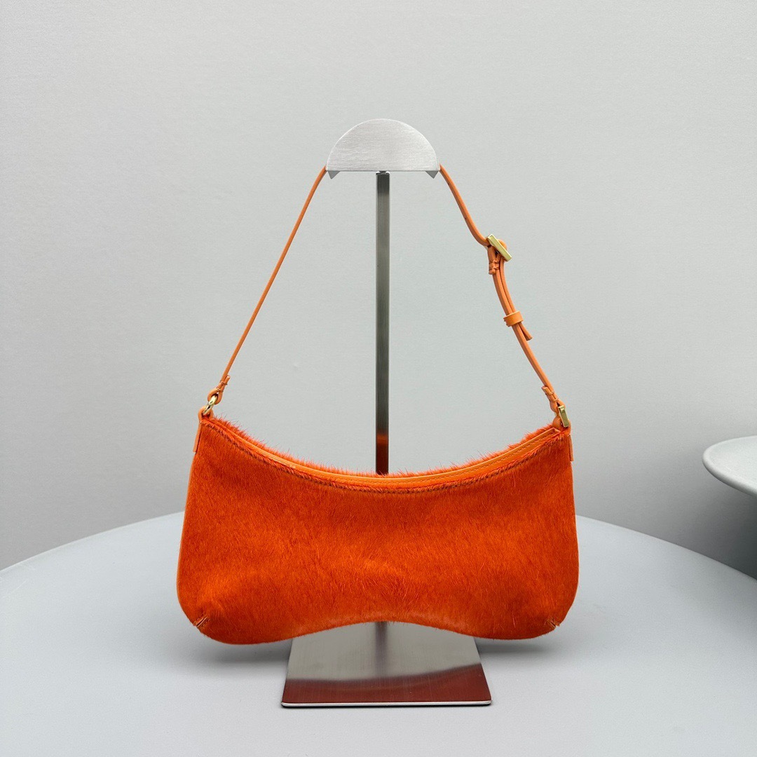 FA039D4C-E9DE-440D-B7C5-E9345F3F087F