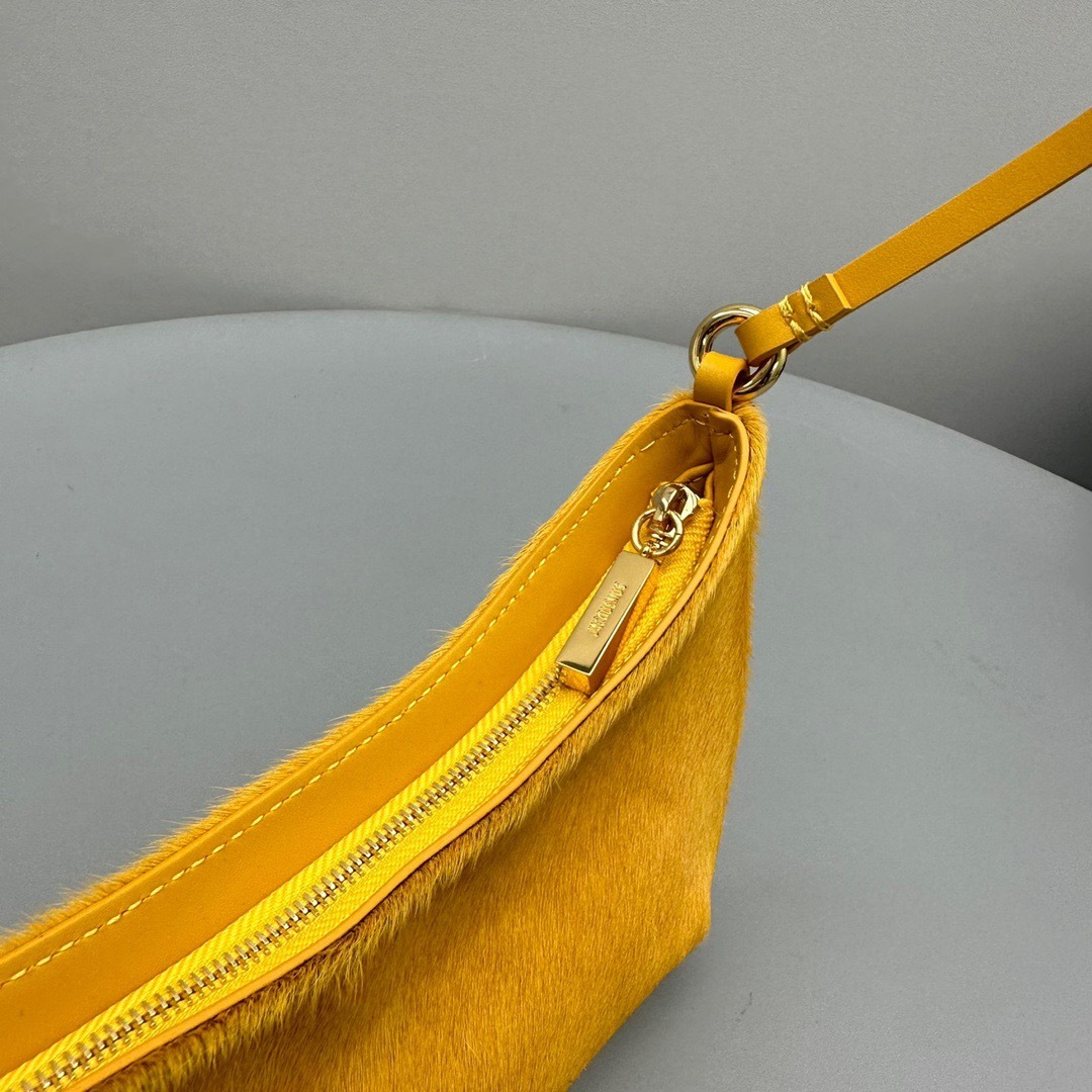 DE5E3D9C-D16D-431F-A602-BBAC487474CD