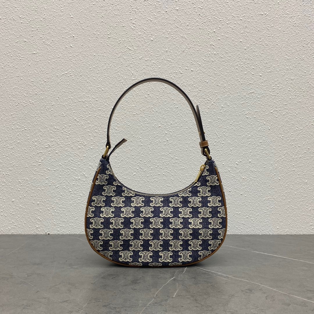 5EC0E64D-922B-4CE6-B0A8-D81190C46E4D