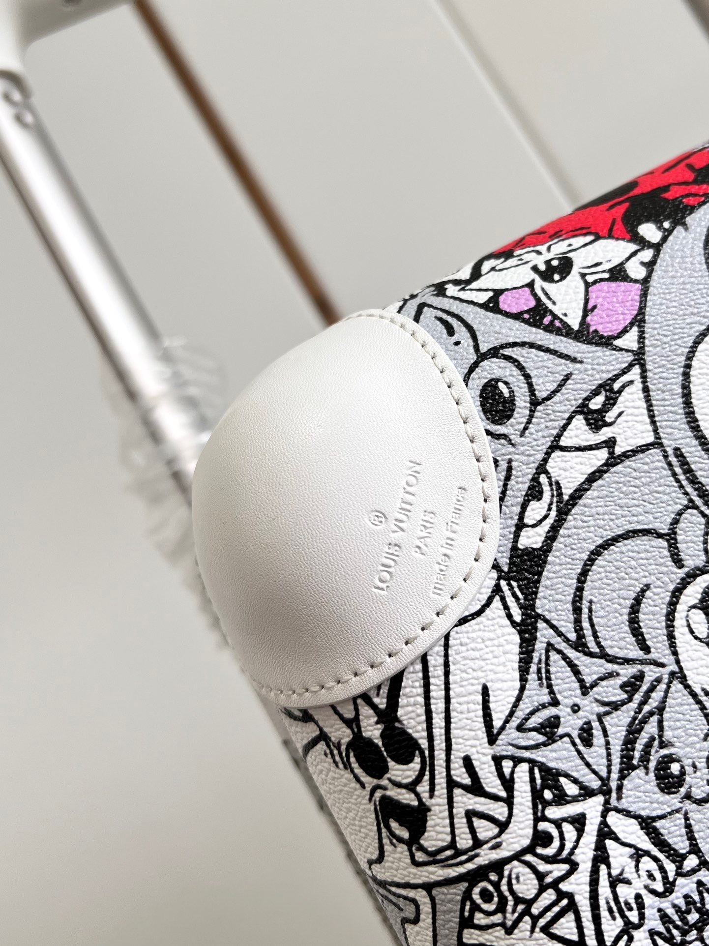 DDA87BDA-1894-4FF3-9297-4BA450DA8B09