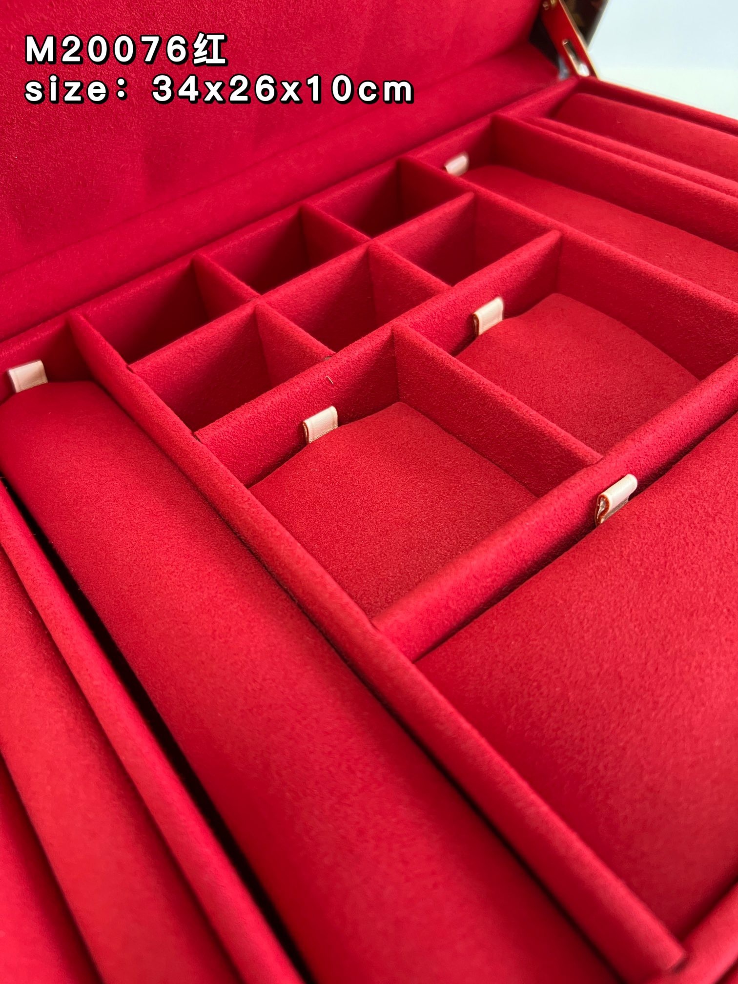 59FB8214-CB9D-4A23-B06F-76798F70C542