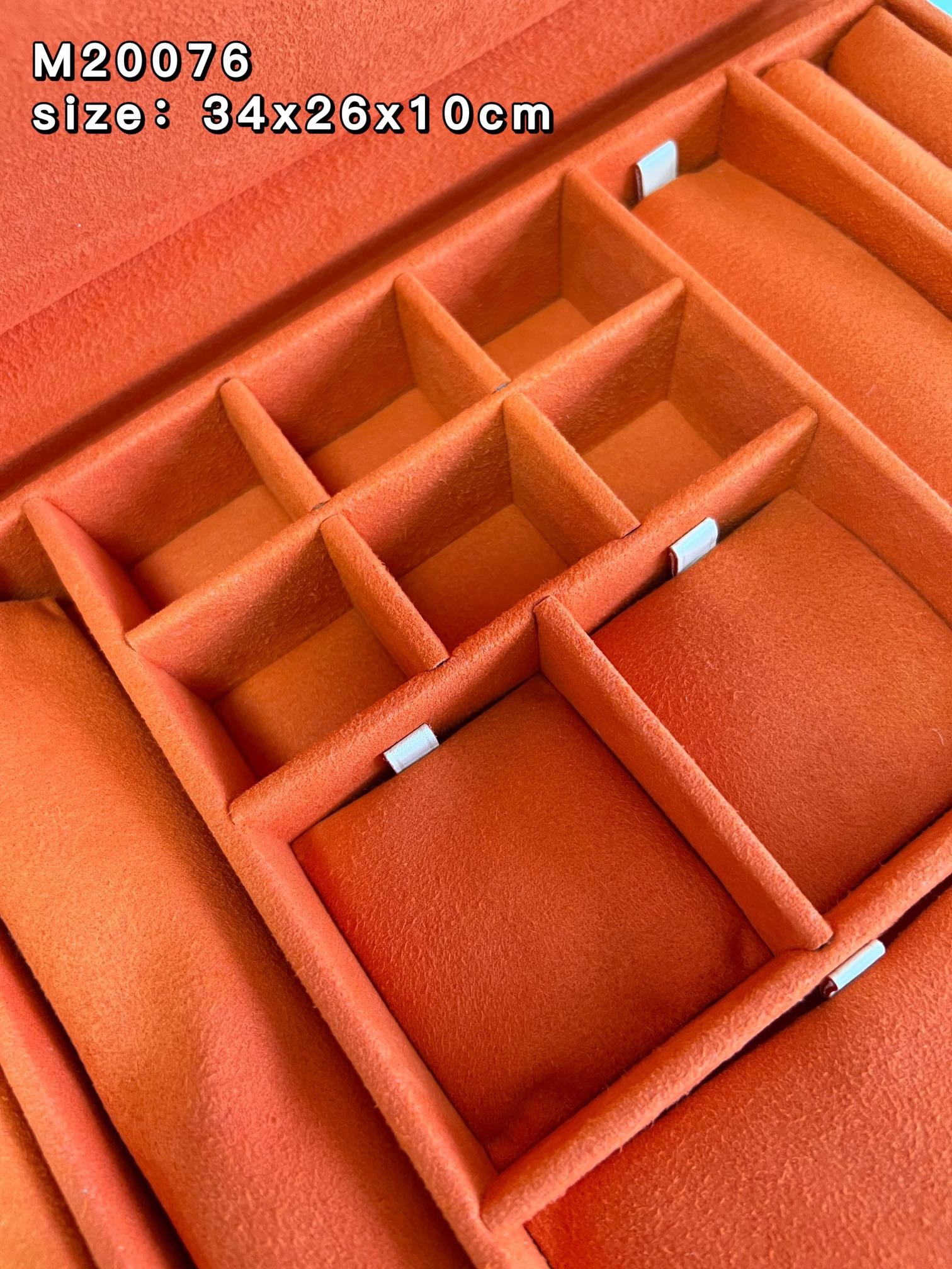 DC7A2198-9216-41F2-8717-A36A7A45D114