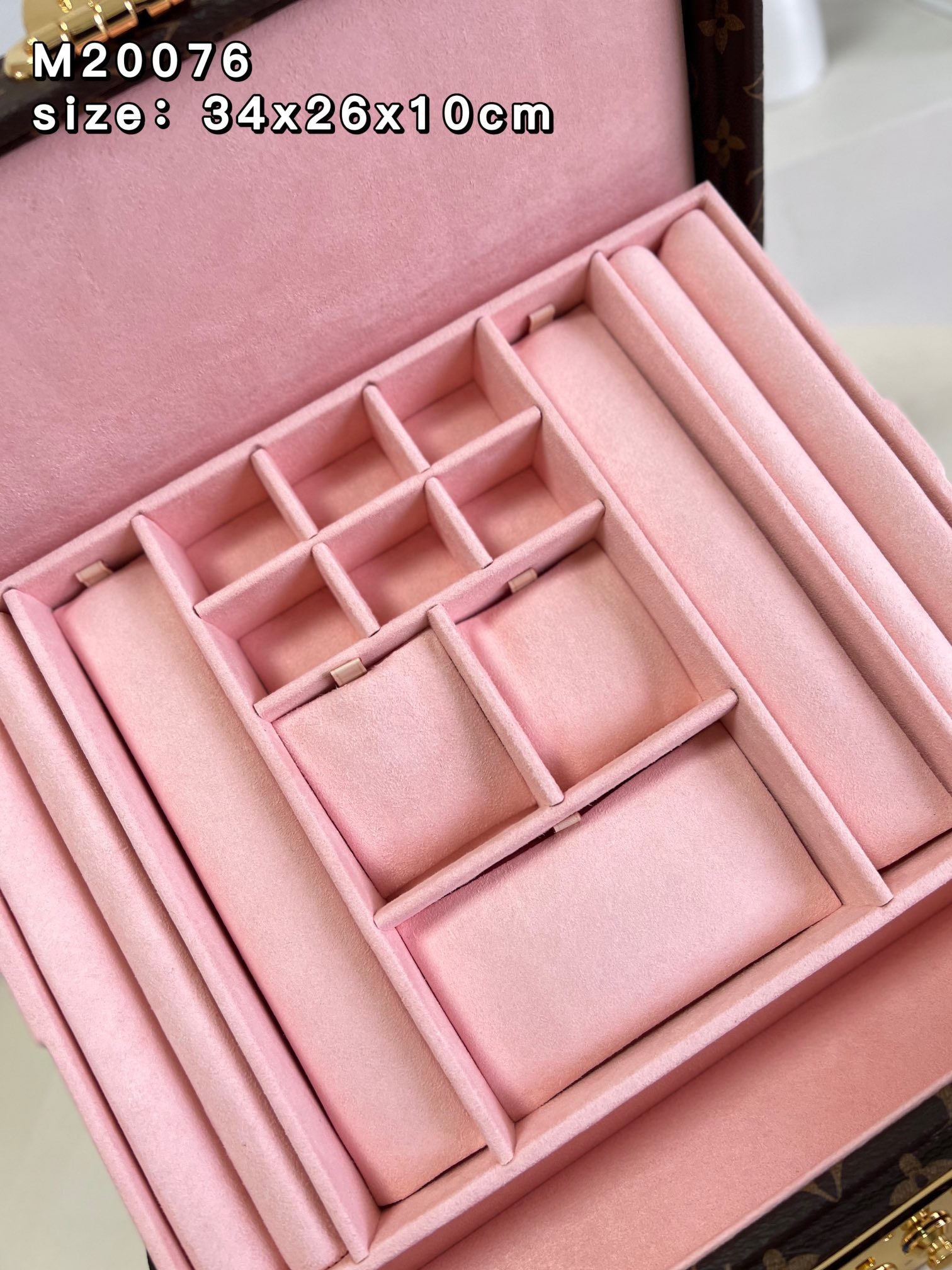 69637BD6-B189-47A7-865F-D6427D02B783