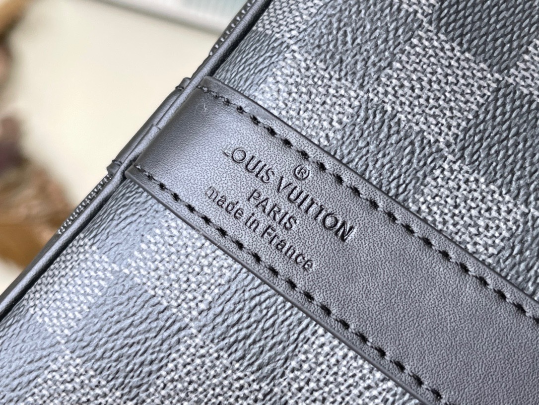 DA280892-2E60-4EE8-86CE-141179398707