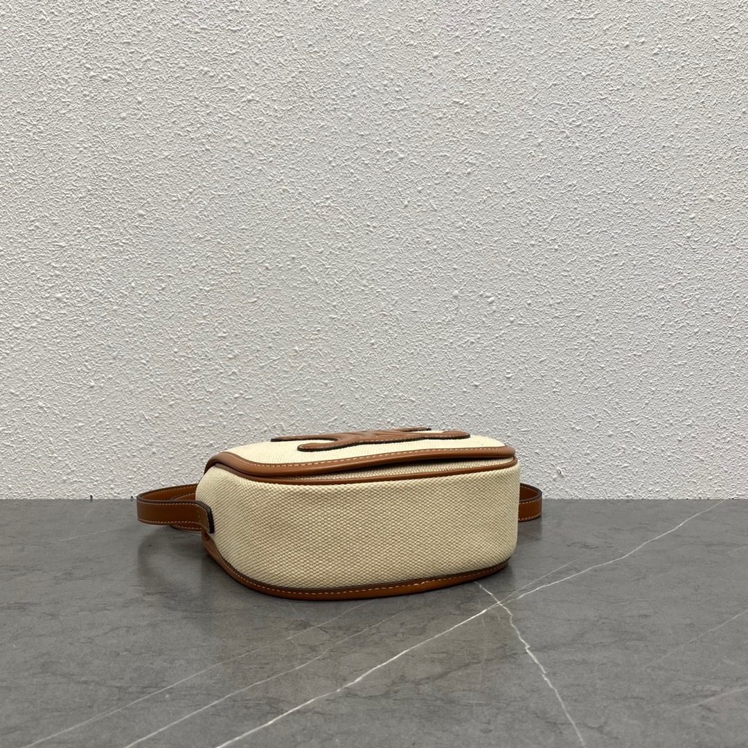 3FB80068-5A25-4B37-8573-C3549FA3EC83