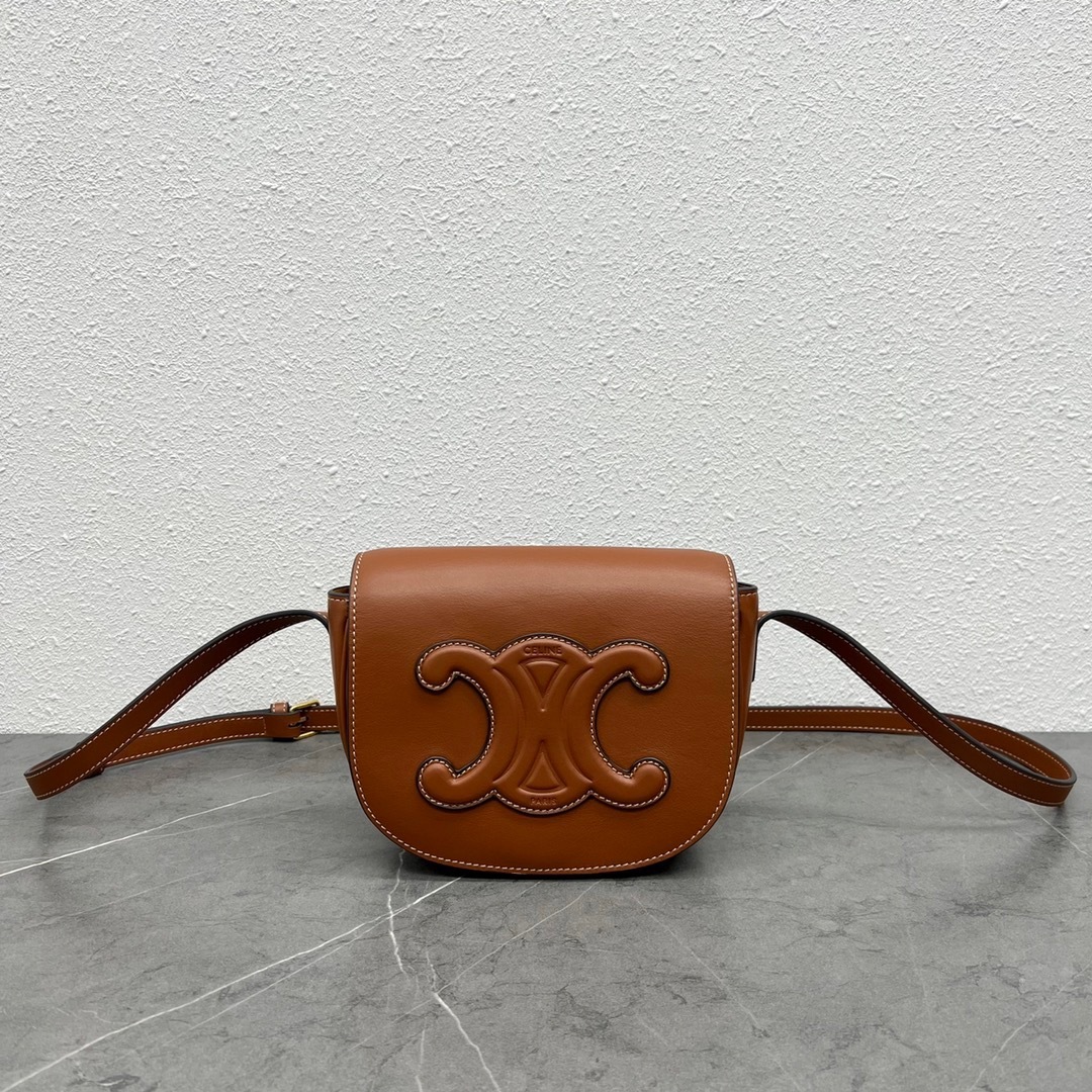 C39C57CA-B2D4-4844-A6A0-3C8E2A8D693D