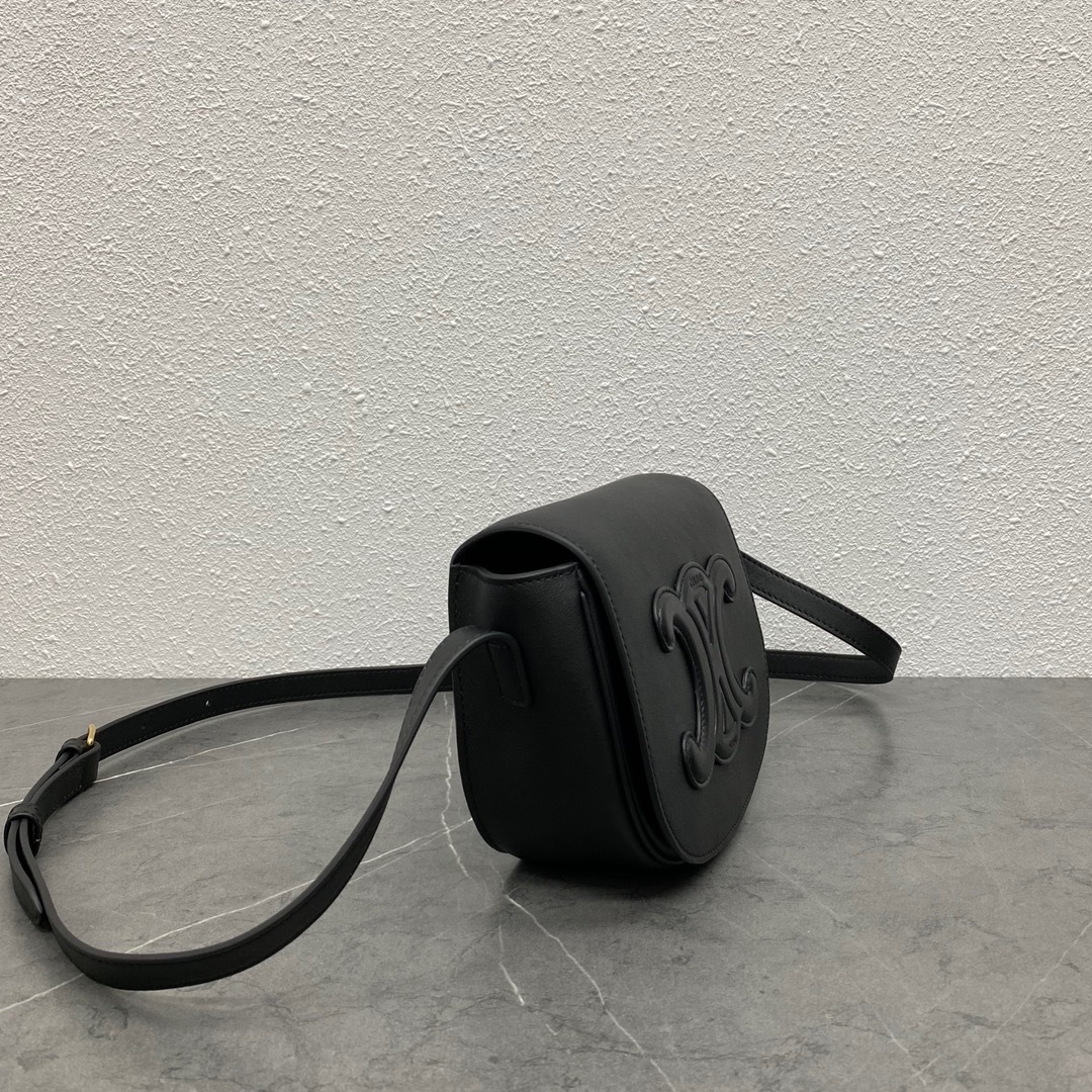 B76C289E-54EF-4AE2-BB4E-350B087DB839