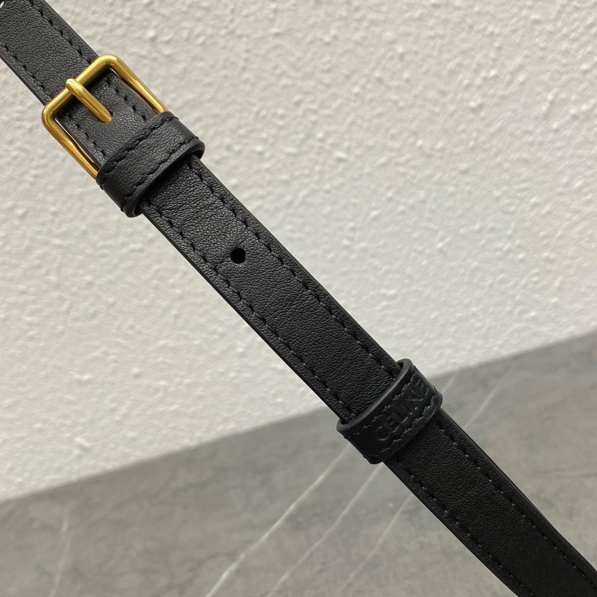 23297F95-2922-4ADB-B622-7A7BB98BF74F