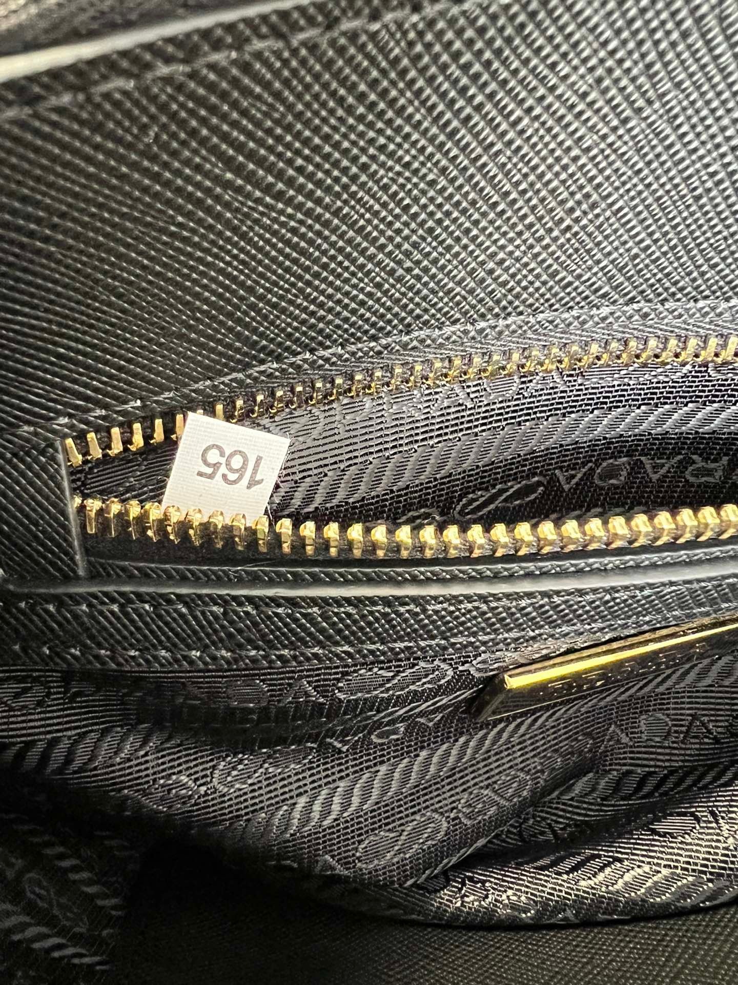 C30E57BE-4071-47FE-8804-90D4631773E9