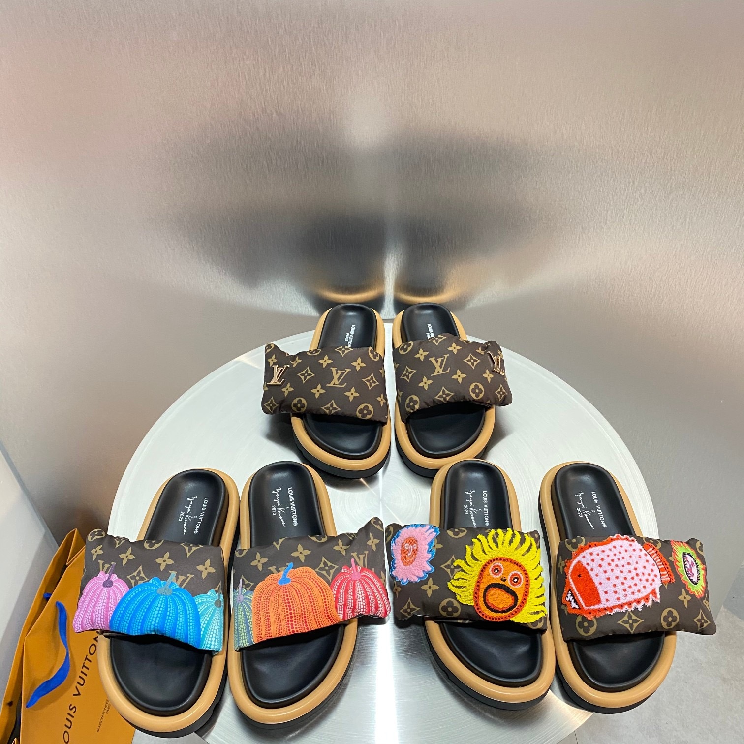 83EDDC1F-2E43-47E7-BD71-02AE74258398