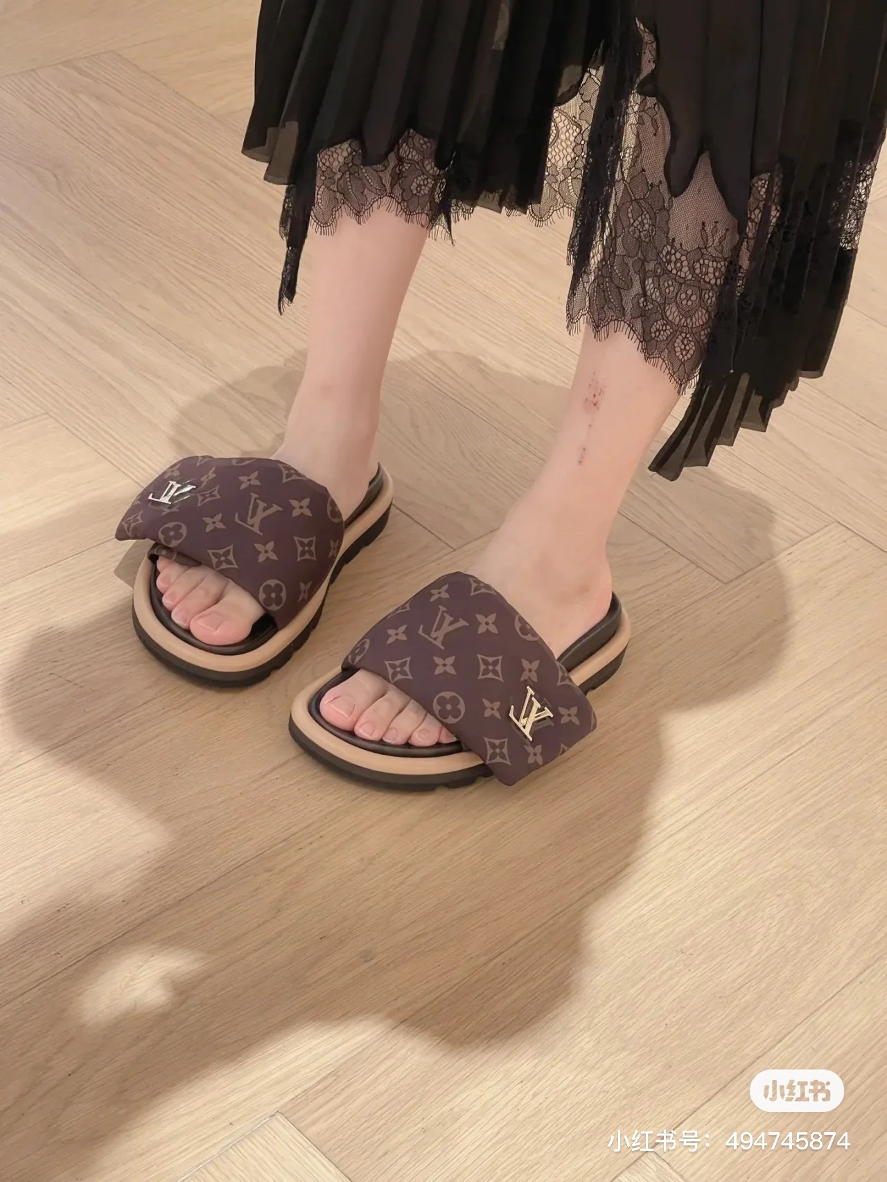 6045A57D-FF0B-48C0-AAD6-DB525CADE7F1