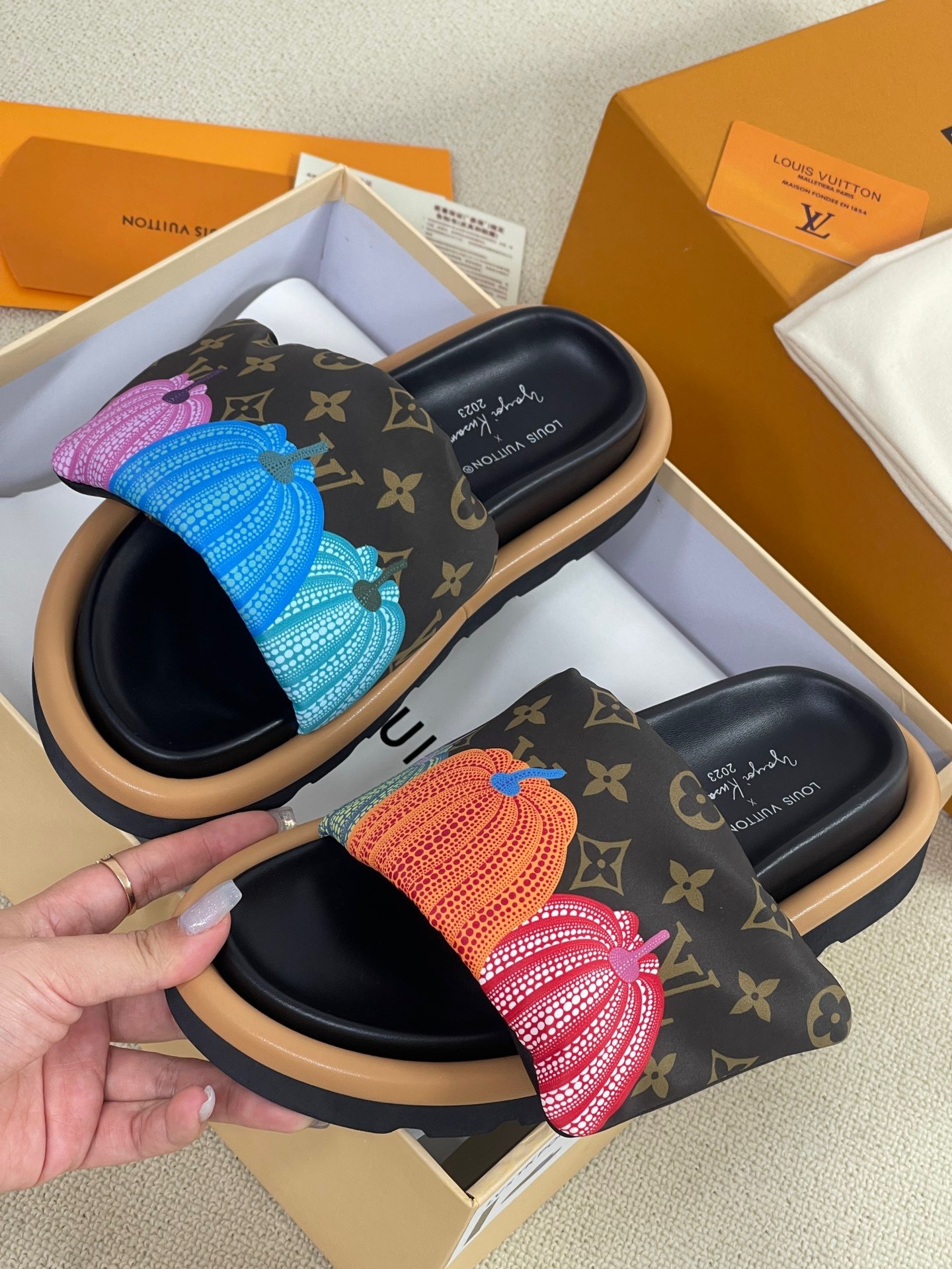 61C7245F-BAB5-4A18-ADCF-D7DB3553E383