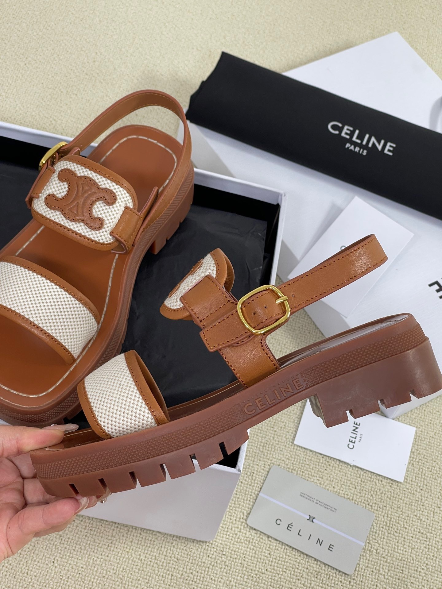 52998943-D6D6-49B2-ACFD-7ACD3158F356