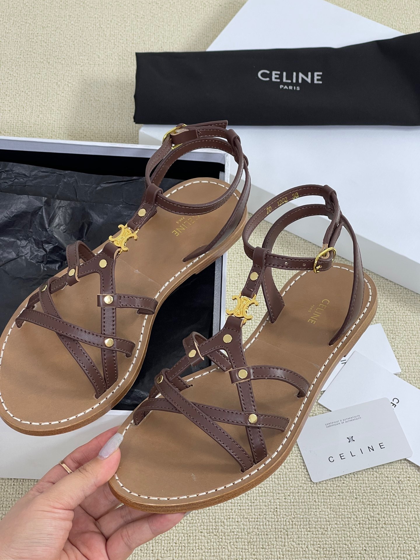 A5E64E05-5B90-4515-BFA3-5E91AB4628A4