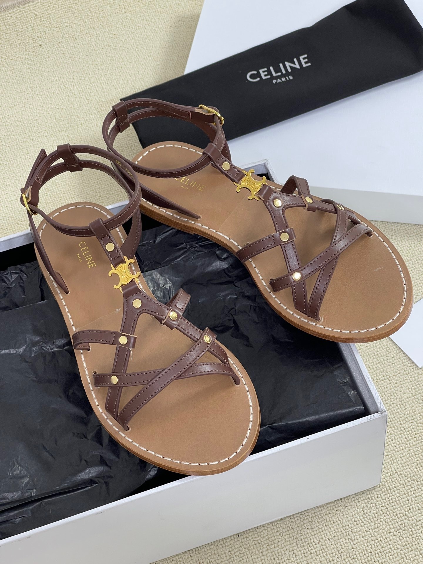 6CD13E6C-4D93-4CA2-9D51-84B2B1121185